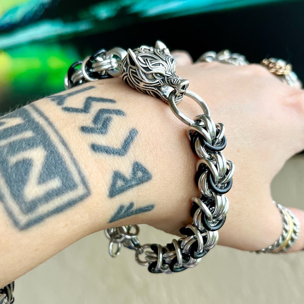 Men or women Handmade maille bracelet wolf head viking celt goth black & silver - Picture 11 of 16